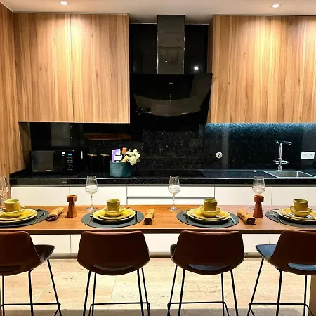 Luxurious Penthouse With Pool Close To The Portimão